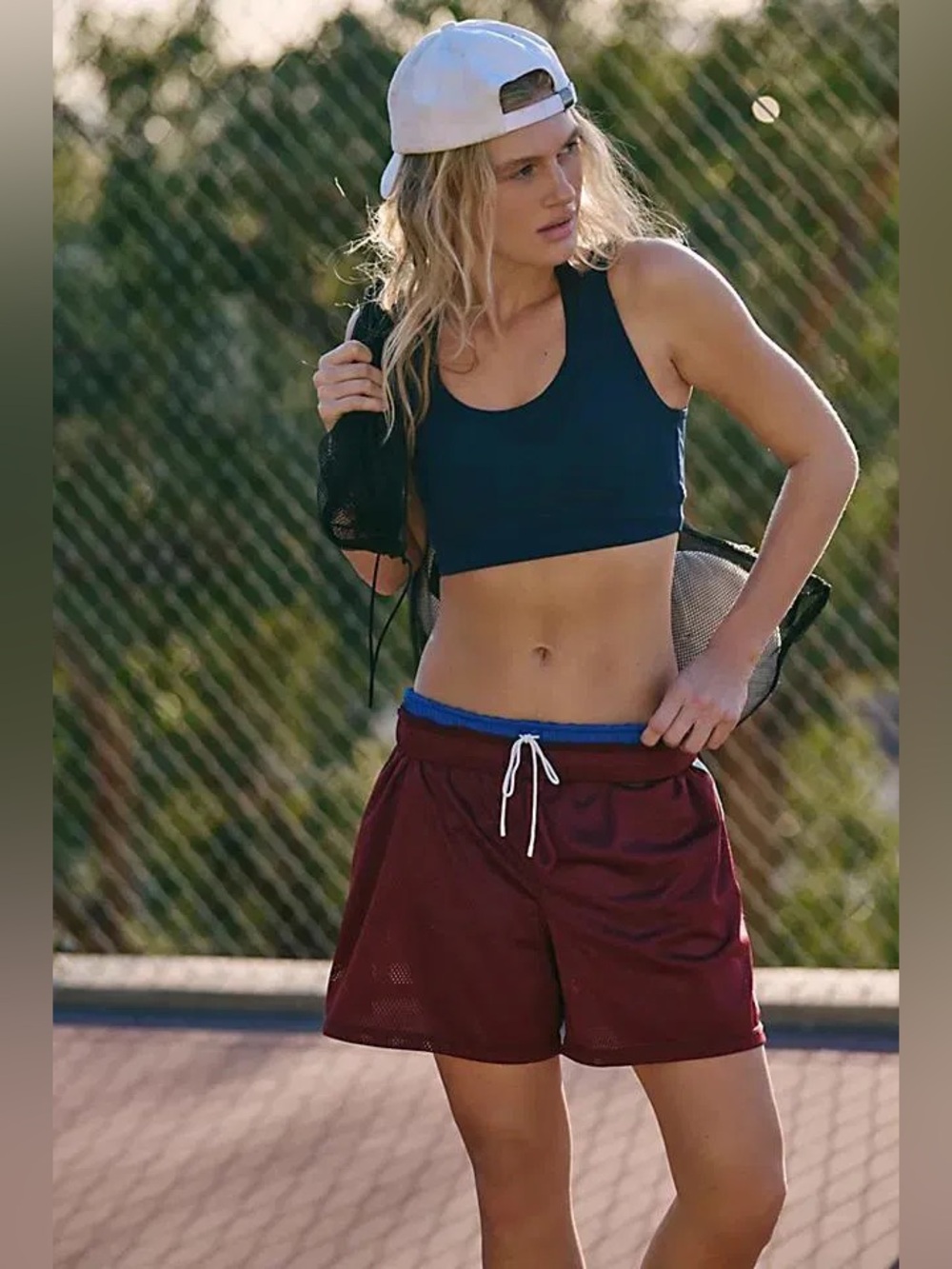Free‎ People Burgundy Red Mesh Athletic Stripe Women’s Shorts When in Venice - Picture 2 of 7